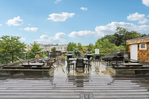 $1,550,000 | 11 River Street, Unit 201, Sleepy Hollow, NY 10591