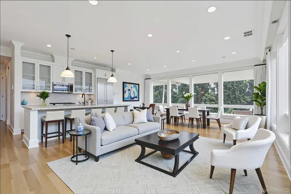 $1,550,000 | 11 River Street, Unit 201, Sleepy Hollow, NY 10591