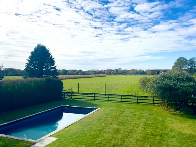 $6,595,000 | 26 Osborn Farm Lane, Wainscott, NY 11975