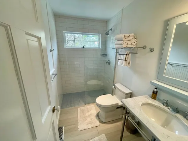 $6,595,000 | 26 Osborn Farm Lane, Wainscott, NY 11975