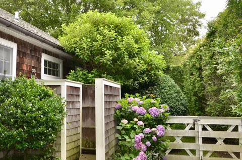 $6,595,000 | 26 Osborn Farm Lane, Wainscott, NY 11975