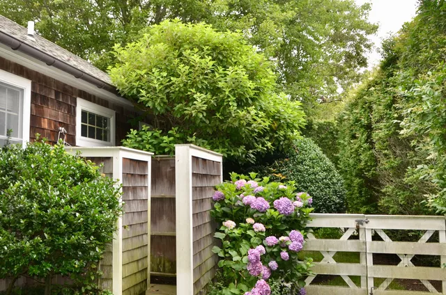 $6,595,000 | 26 Osborn Farm Lane, Wainscott, NY 11975