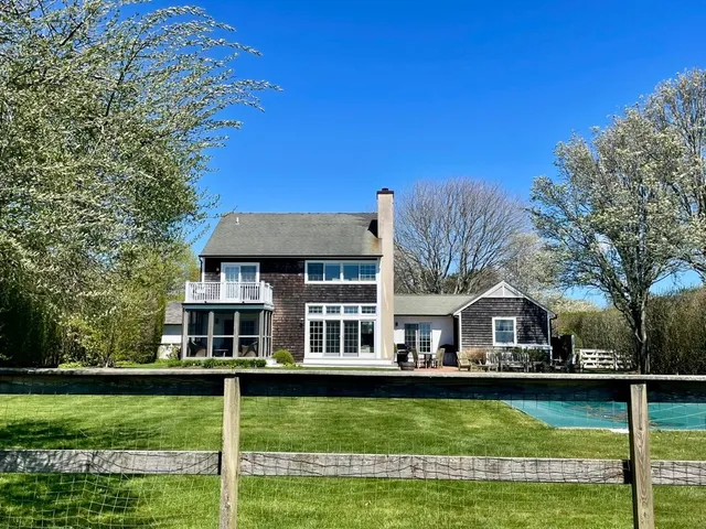 $6,595,000 | 26 Osborn Farm Lane, Wainscott, NY 11975