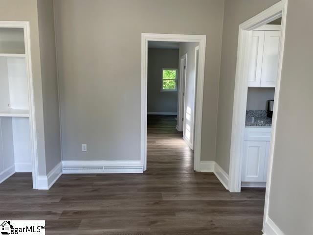 407 East Florida Street Clinton, SC 29325 - Photo 8 of 15 Gallery Image 8