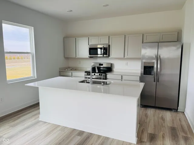 $2,300 | 18622 Walsh Way, Westfield, IN 46074