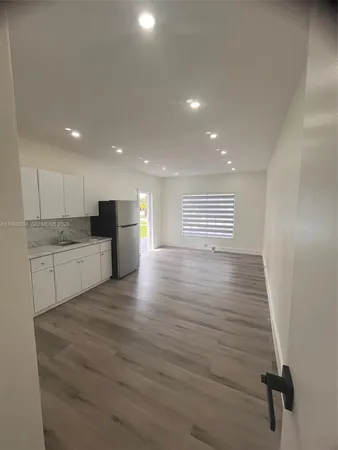 $1,500 | 19541 Northwest 57th Court, Unit 1, Hialeah, FL 33015