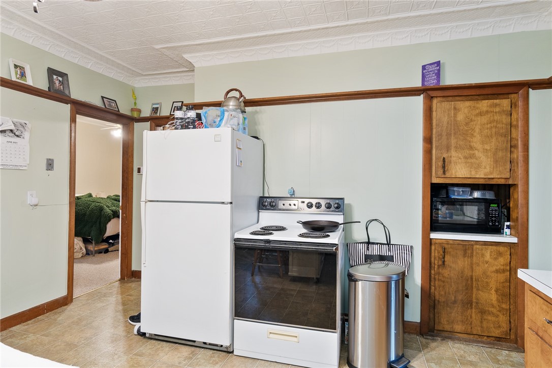 365 Old River Road Lincoln, RI 02838 - Photo 13 of 28 2nd floor