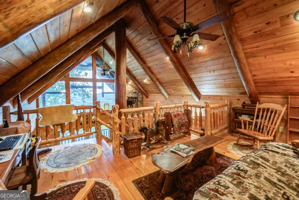 a view of an outdoor space