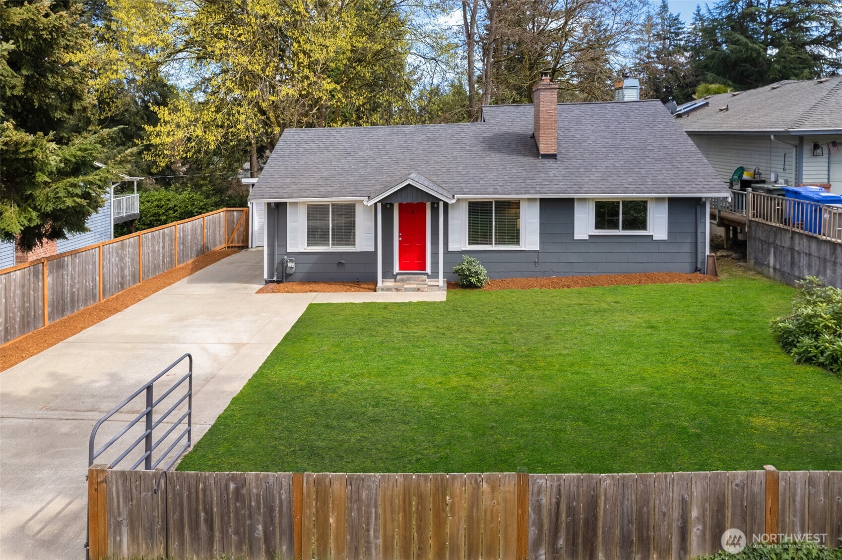 812 Reiten Road Kent, WA 98030 - Photo 2 of 36