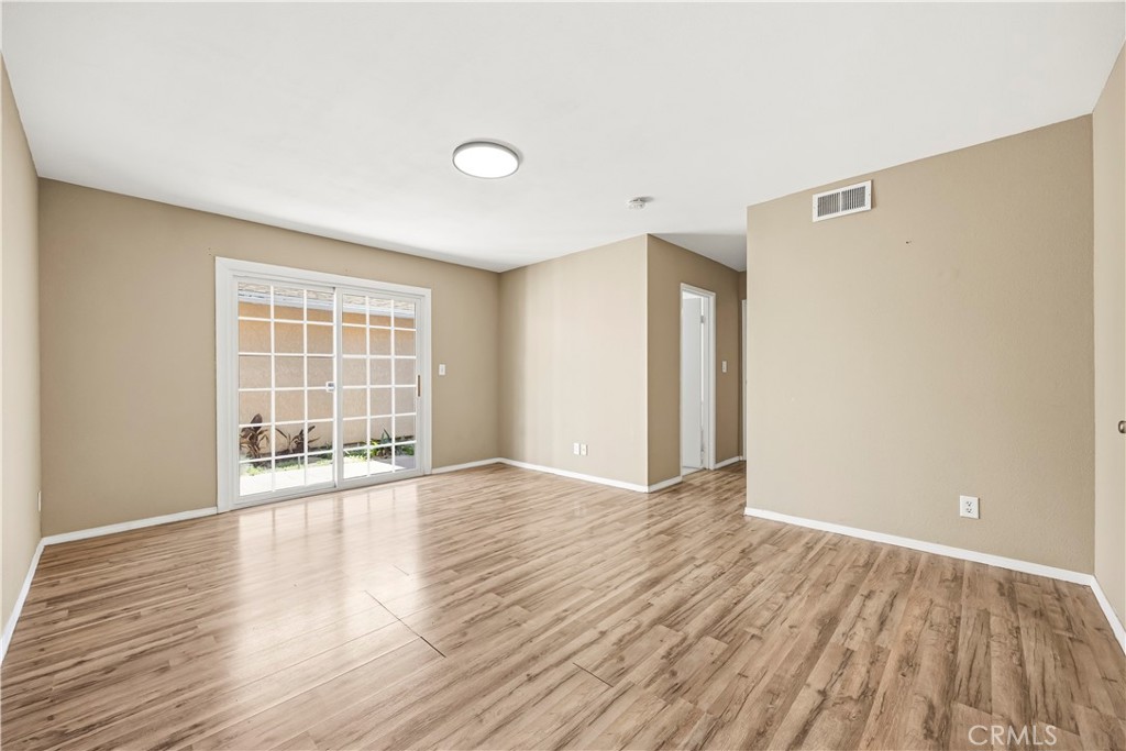 2958 Rosette Avenue Simi Valley, CA 93065 - Photo 14 of 34