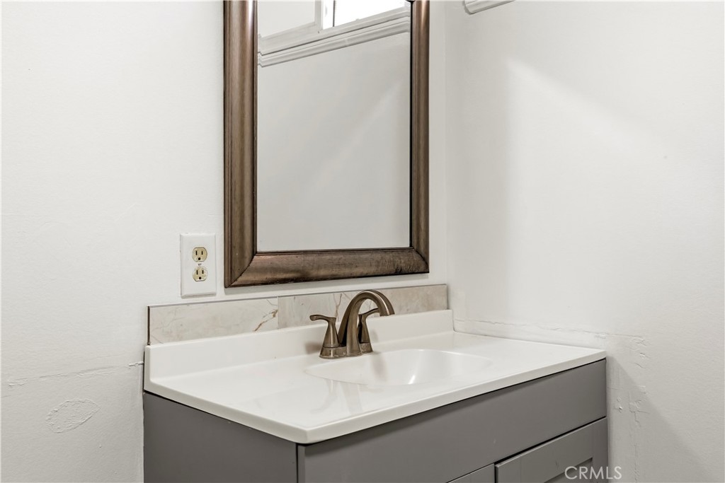 2958 Rosette Avenue Simi Valley, CA 93065 - Photo 20 of 34