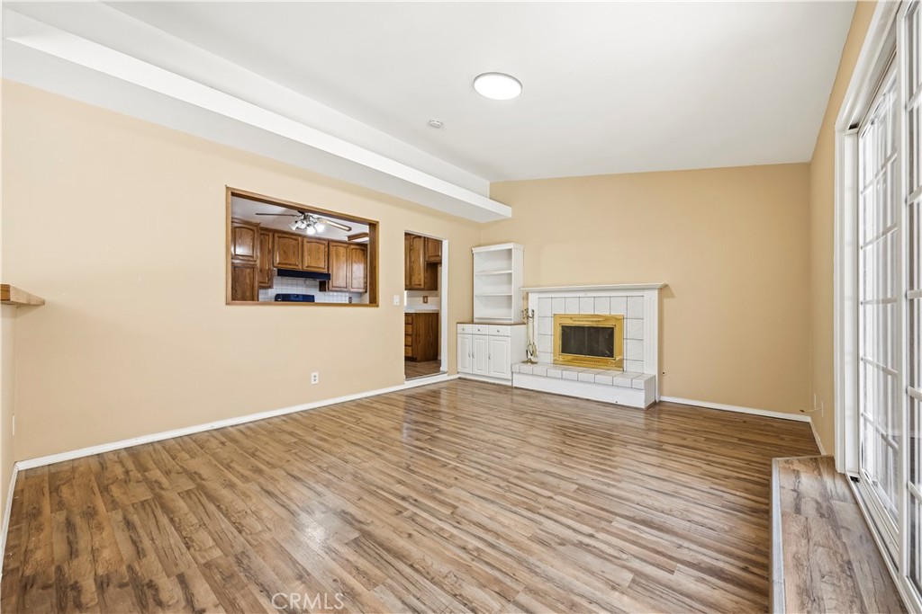 2958 Rosette Avenue Simi Valley, CA 93065 - Photo 7 of 34