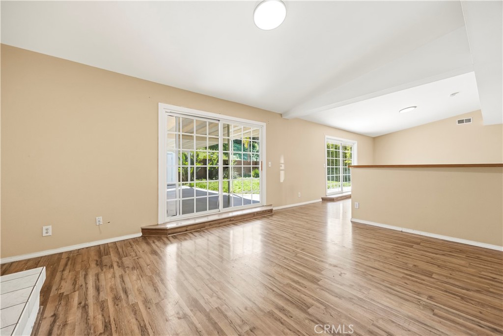 2958 Rosette Avenue Simi Valley, CA 93065 - Photo 10 of 34