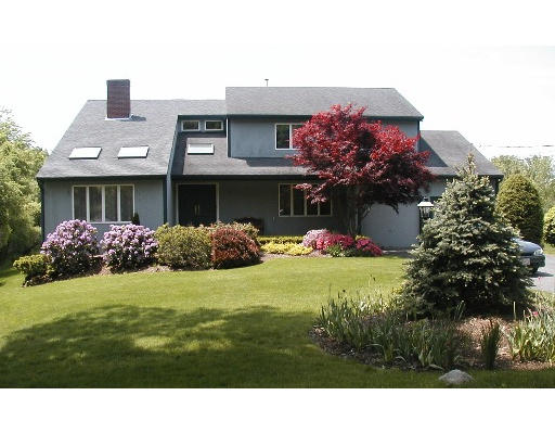 2 Thompson Road Wayland, MA 01778 - Photo 1 of 5 Gallery Image 1