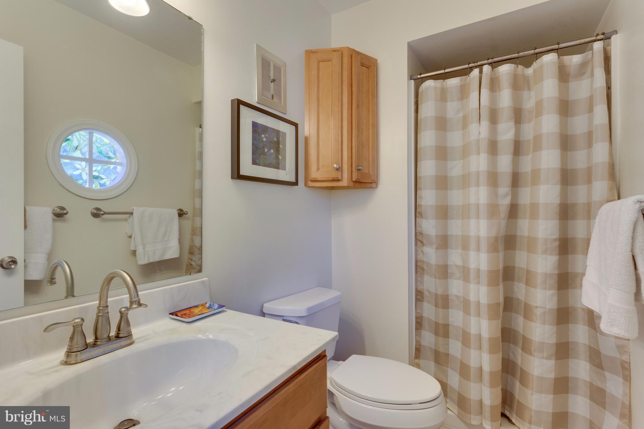 8337 Garfield Court Springfield, VA 22152 - Photo 15 of 30 Master Bathroom