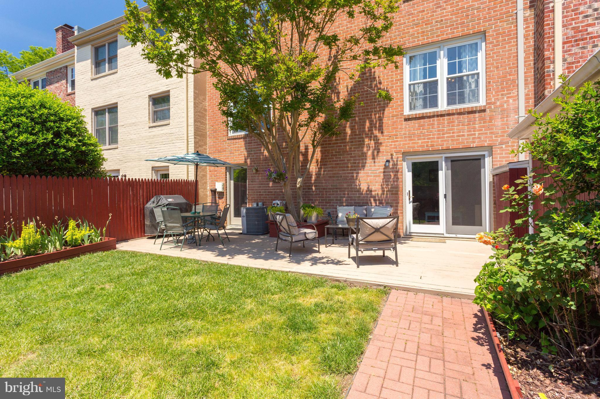 8337 Garfield Court Springfield, VA 22152 - Photo 27 of 30 Backyard