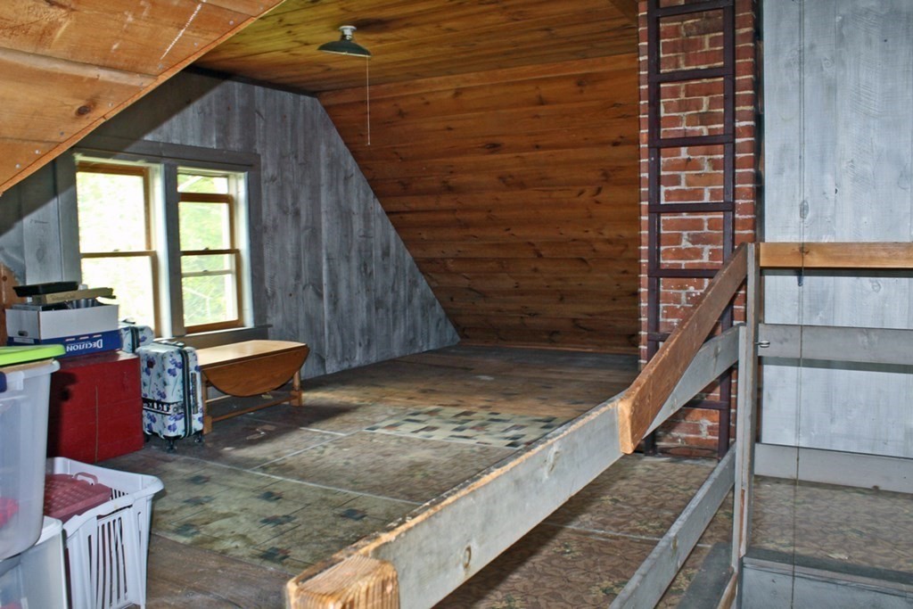 51 Riddell Street Greenfield, MA 01301 - Photo 33 of 41 Gallery Image 33