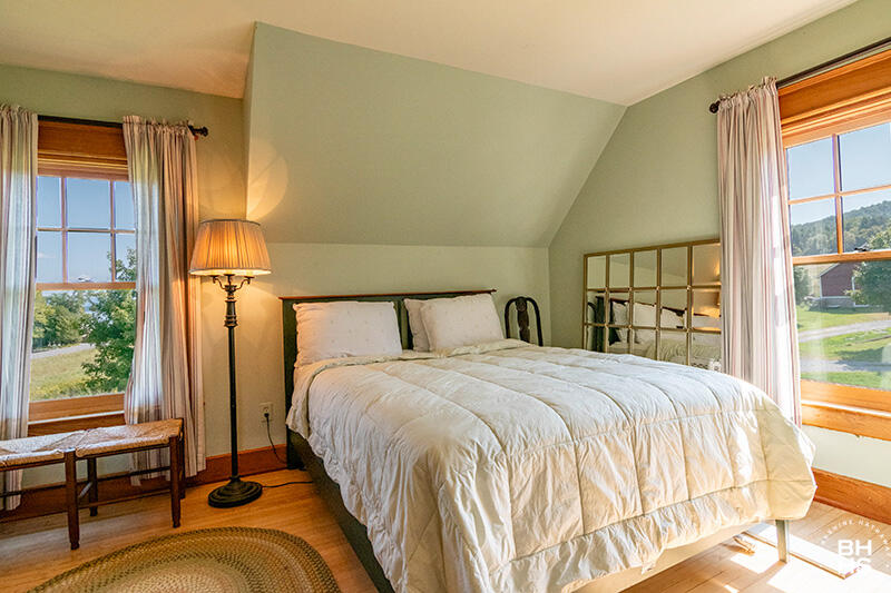 56 Albee Road Essex, NY 12936 - Photo 30 of 57 SheldonFarmOnLakeChamplain_Bedroom4