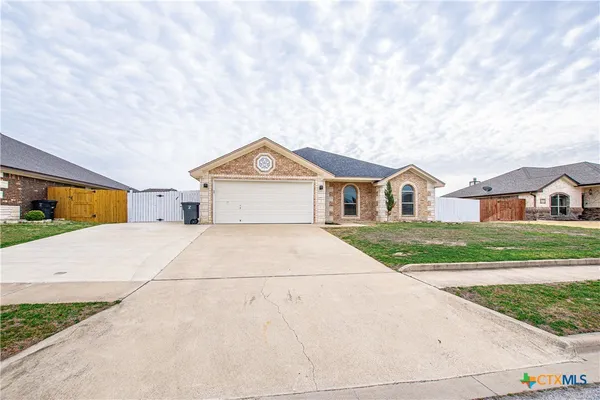 $1,800 | 4602 Lauren MacKenzie Drive, Killeen, TX 76549
