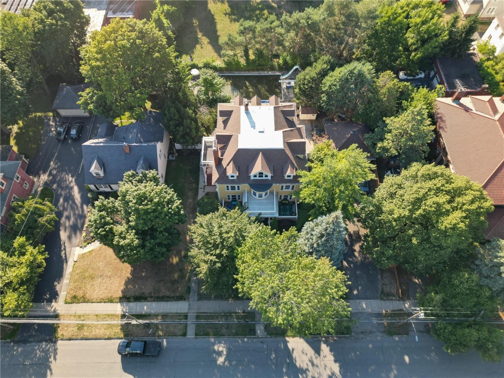 33 Ross Street Batavia, NY 14020 - Photo 2 of 49