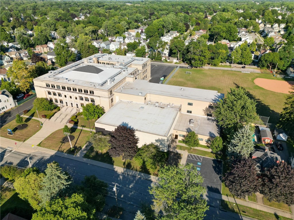 33 Ross Street Batavia, NY 14020 - Photo 5 of 49