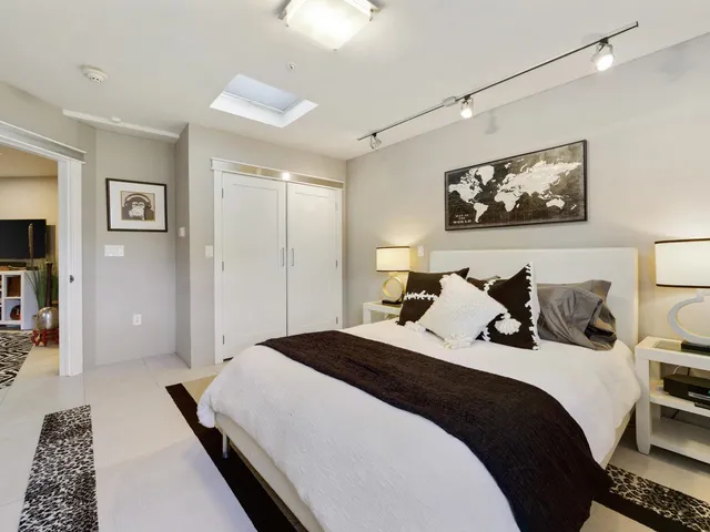 a view of yard from balcony