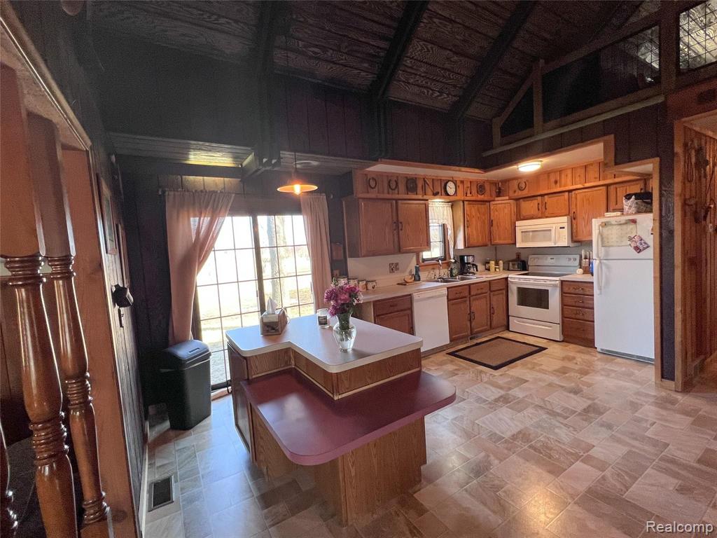 9160 Steffas Road Maybee, MI 48159 - Photo 13 of 32