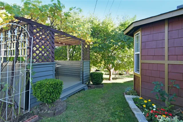 $1,199,950 | 23116 80th Place West, Edmonds, WA 98026