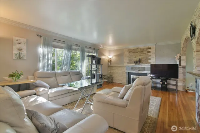 $1,199,950 | 23116 80th Place West, Edmonds, WA 98026