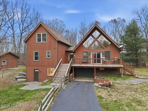 $449,000 | 306 Rose Marie Lane, East Stroudsburg, PA 18302