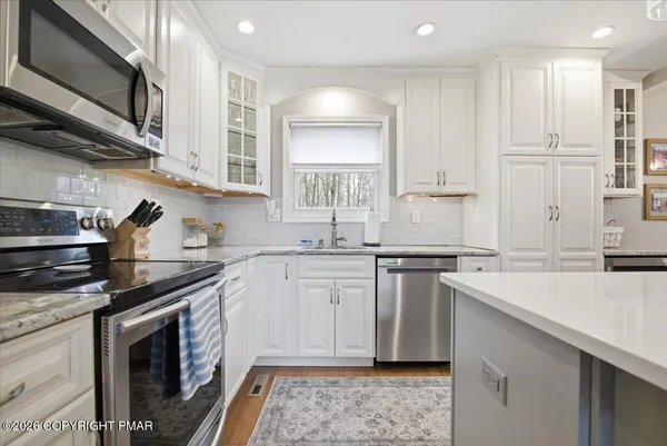 $449,000 | 306 Rose Marie Lane, East Stroudsburg, PA 18302