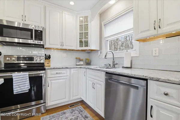 $449,000 | 306 Rose Marie Lane, East Stroudsburg, PA 18302