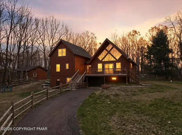 $449,000 | 306 Rose Marie Lane, East Stroudsburg, PA 18302