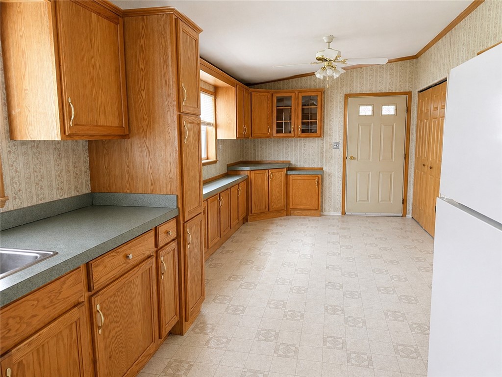 4901 Colonial Circle Campbell, NY 14821 - Photo 8 of 10