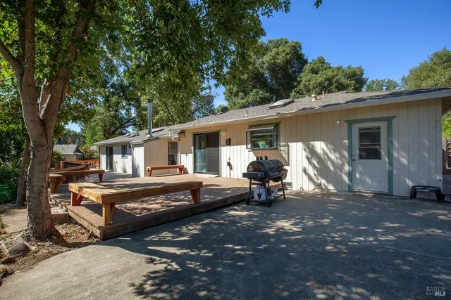 $629,000 | 751 Lake Mendocino Drive, Ukiah, CA 95482