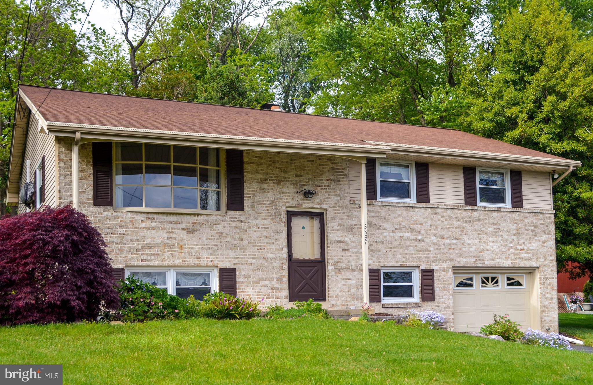 3897 Pawnee Road Columbia, PA 17512 - Photo 4 of 36 Gallery Image 4