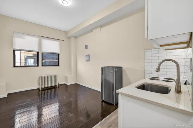 $1,650 | 158 Willow Street, Unit 1C, Yonkers, NY 10701