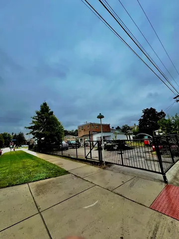 $205,000 | 7032 Pershing Road, Berwyn, IL 60402