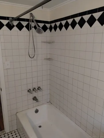 $2,200 | 15 Laurel Street, Chester, CT 06412