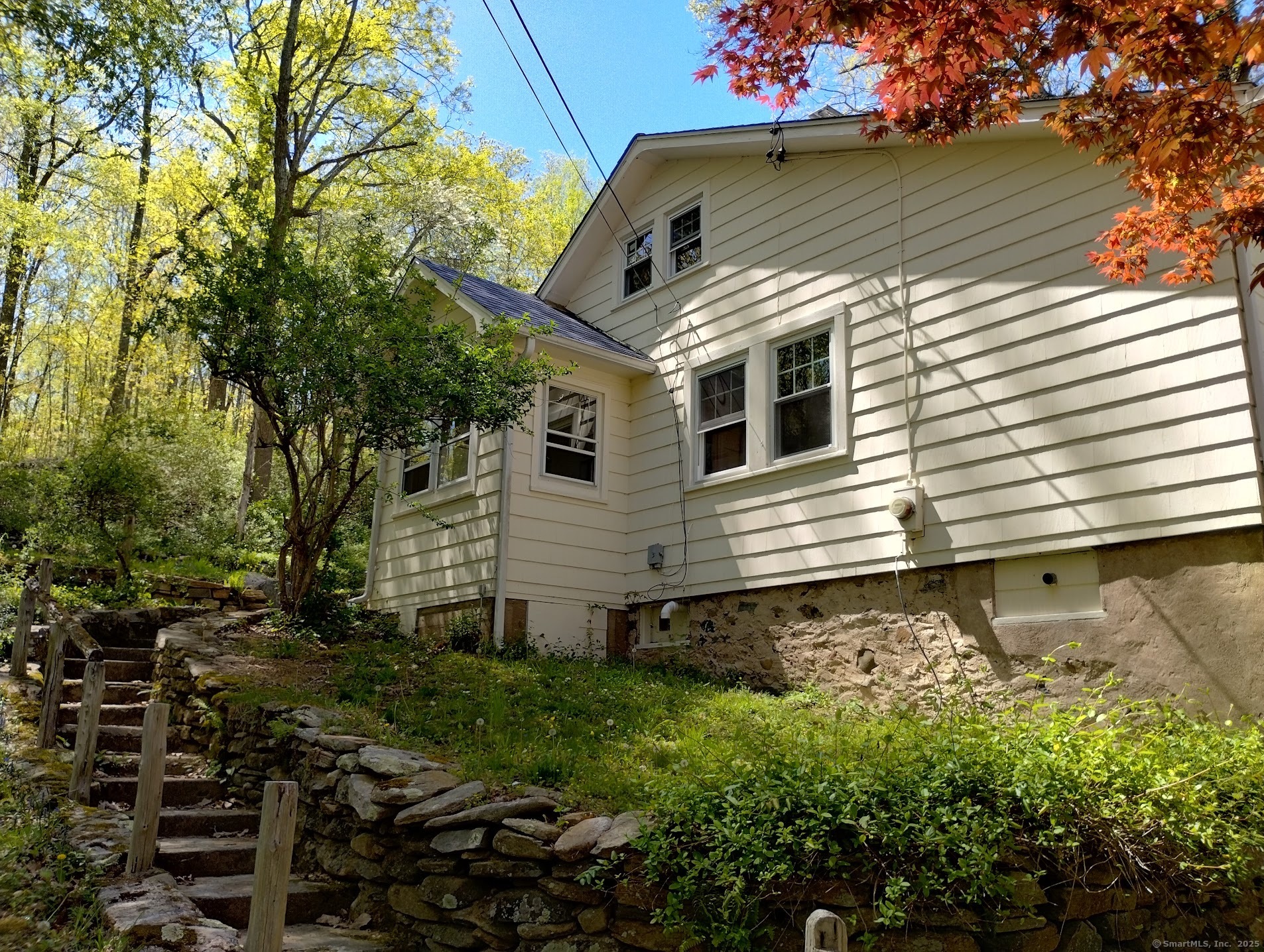 15 Laurel Street Chester, CT 06412 - Photo 2 of 20