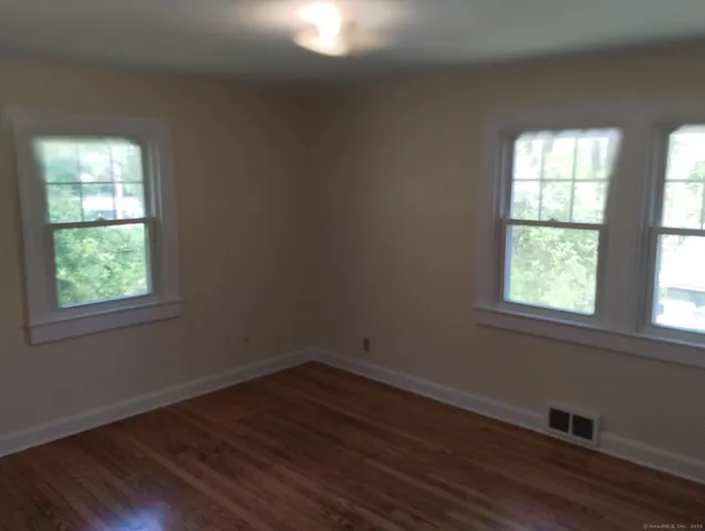 $2,200 | 15 Laurel Street, Chester, CT 06412