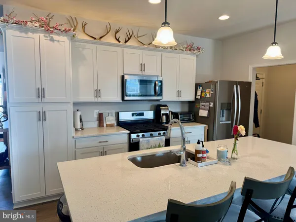 $2,750 | 100 Batik Way, Stephenson, VA 22656