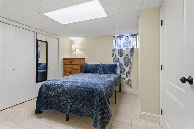 $179,900 | 6811 Blue Parkway, Kansas City, MO 64129