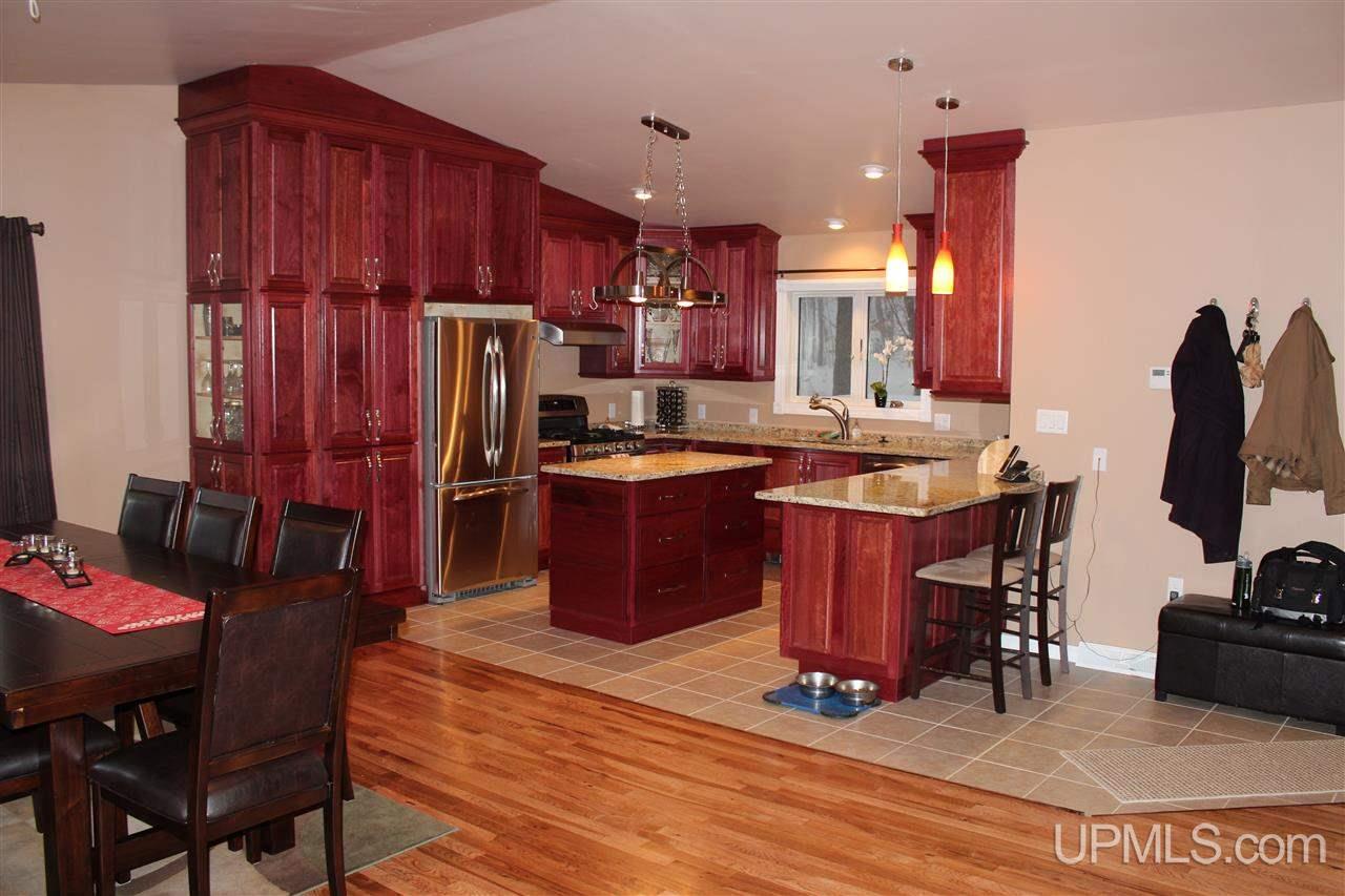 25617 Point Mills Estates Road Hancock, MI 49930 - Photo 9 of 29 Gallery Image 9