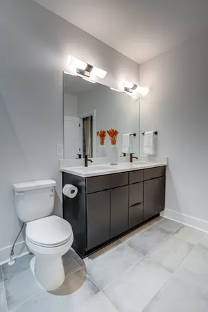 $6,995 | 1000 12th Avenue South, Nashville, TN 37203