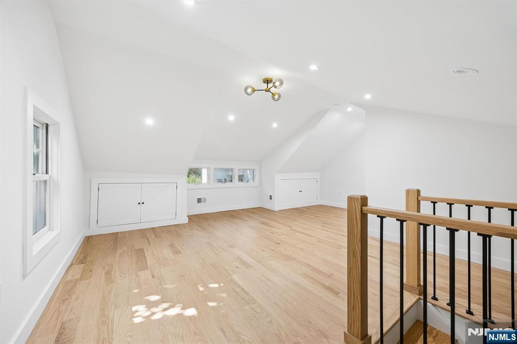 32 Oak Bend Road West Orange, NJ 07052 - Photo 19 of 28 Gallery Image 19