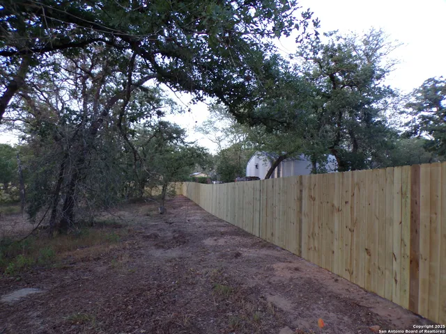 $2,950 | 140 Great Oaks Boulevard, La Vernia, TX 78121