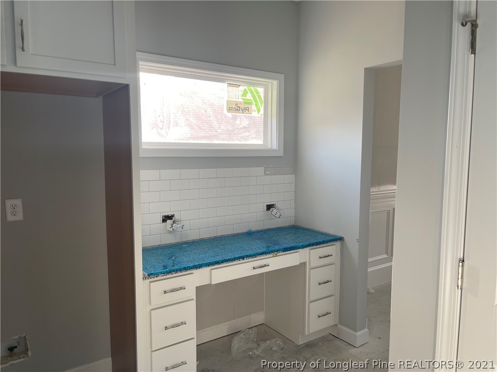 6784 Running Fox Road Hope Mills, NC 28348 - Photo 8 of 21 Gallery Image 8
