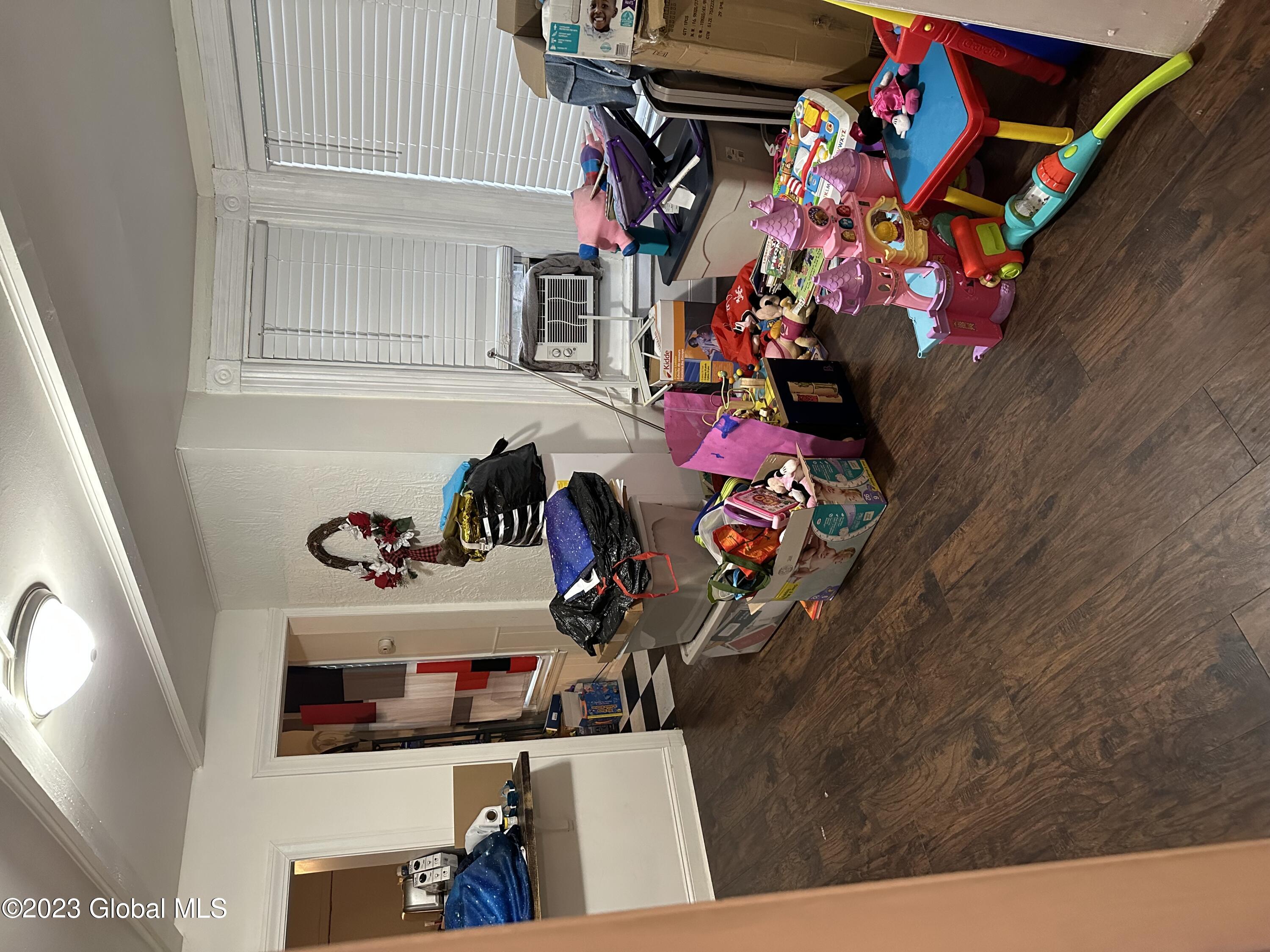 25 Desson Avenue Troy, NY 12180 - Photo 4 of 25 IMG_1751