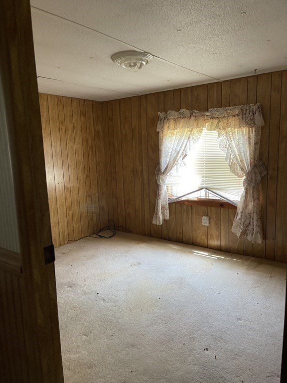 31 Longboat Road Wareham, MA 02576 - Photo 10 of 16 Gallery Image 10